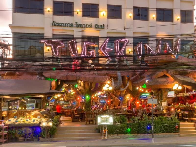 Tiger Inn Patong Esterno foto